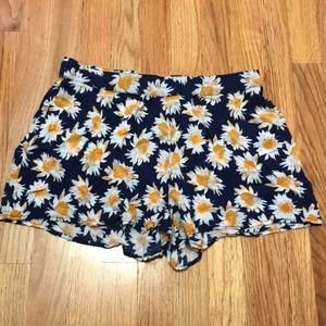 Sunflower pattern shorts